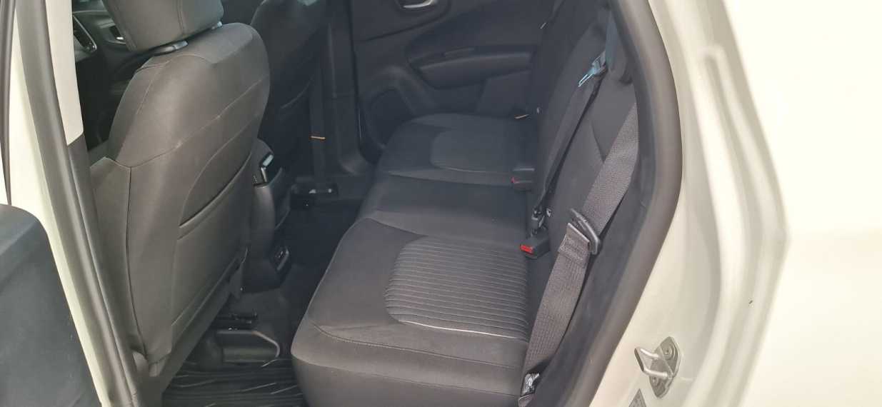 fiat toro 1.3 turbo 270 flex freedom at6 4p automatico 202610