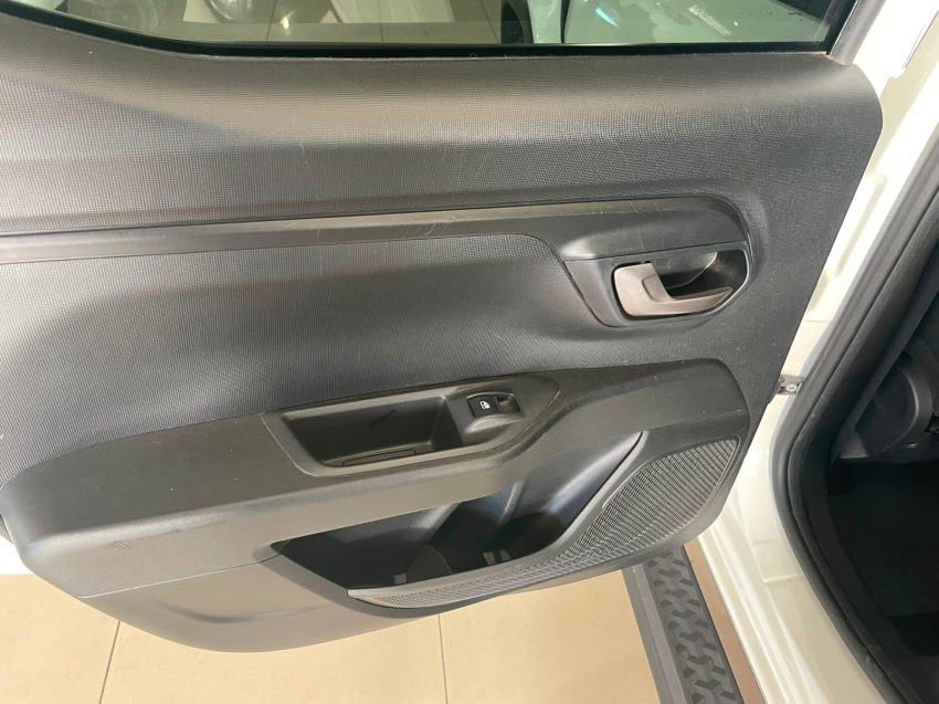 fiat strada 1.0 turbo 200 flex ultra cd cvt 4p automatico 20246