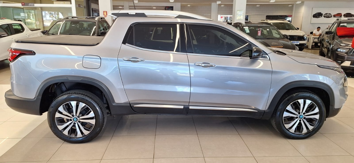 fiat toro 1.3 turbo 270 flex volcano at6 4p automatico 20258