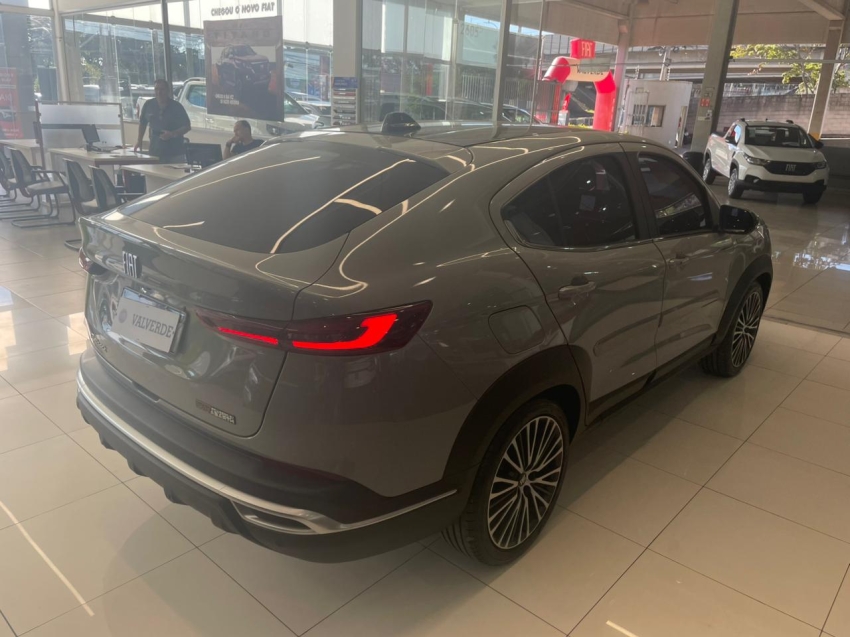 fiat fastback 1.3 turbo 270 flex limited edition at6 4p automatico 20255