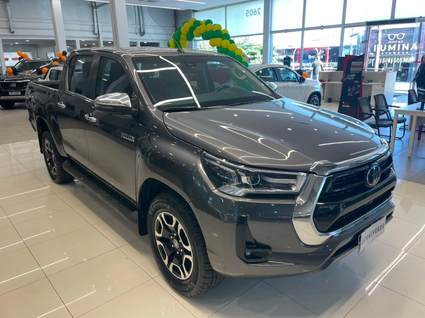 toyota hilux 2.8 d-4d turbo diesel cd srx limited 4x4 automatico 4p 20220