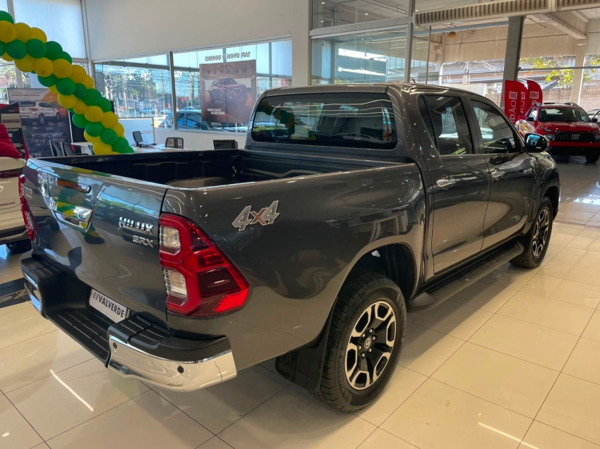 toyota hilux 2.8 d-4d turbo diesel cd srx limited 4x4 automatico 4p 20223