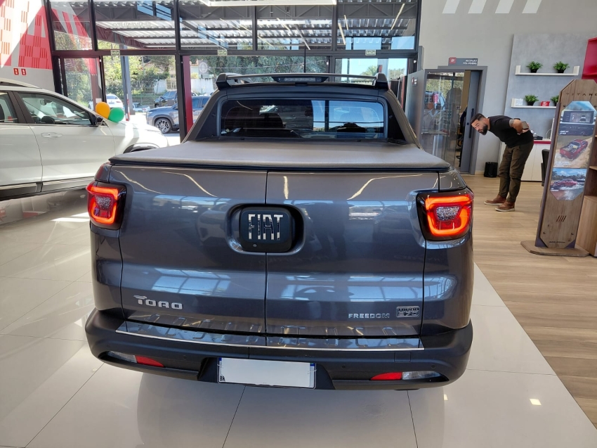 fiat toro 1.3 turbo 270 flex freedom at6 4p automatico 20244