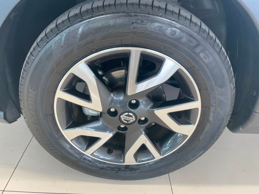nissan kicks 1.6 16v flexstart sense xtronic flex 4p automatico 202210