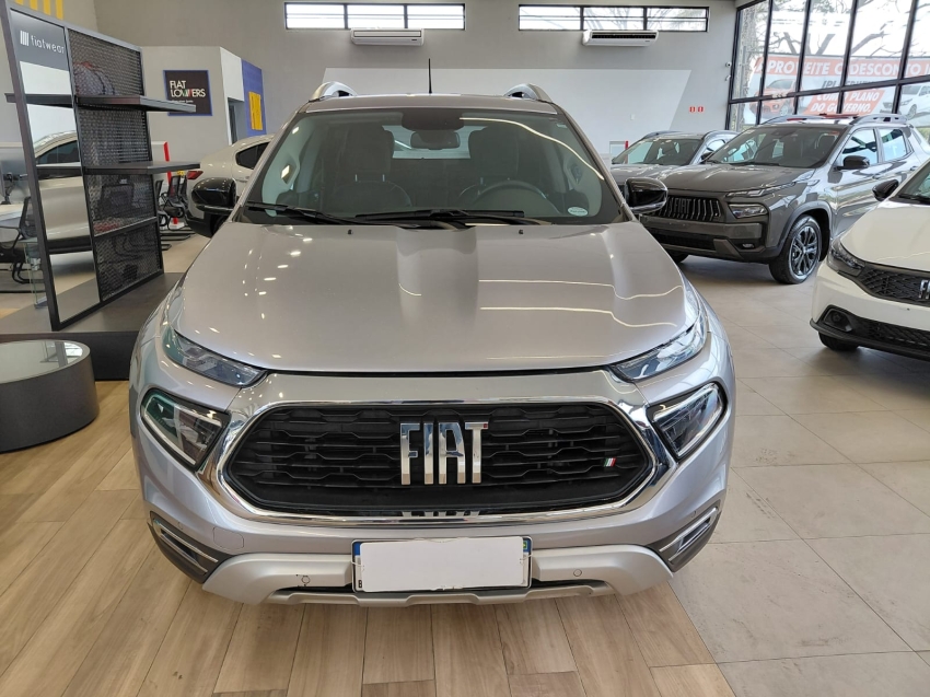 fiat toro 1.3 turbo 270 flex volcano at6 4p automatico 20251