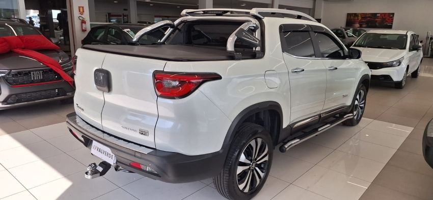 fiat toro 1.3 turbo 270 flex volcano at6 4p automatico 20255