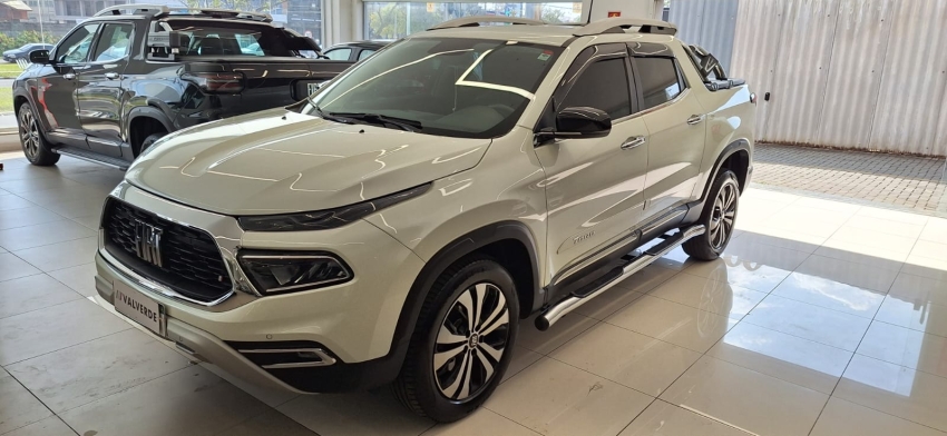 fiat toro 1.3 turbo 270 flex volcano at6 4p automatico 20252