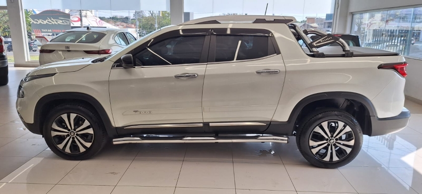 fiat toro 1.3 turbo 270 flex volcano at6 4p automatico 20257