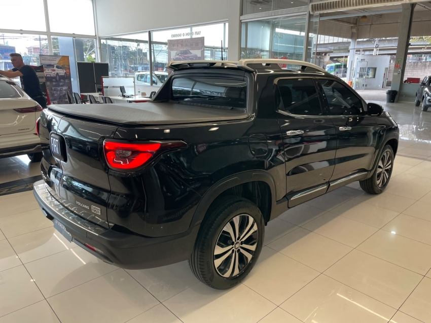 fiat toro 1.3 turbo 270 flex volcano at6 4p automatico 20255