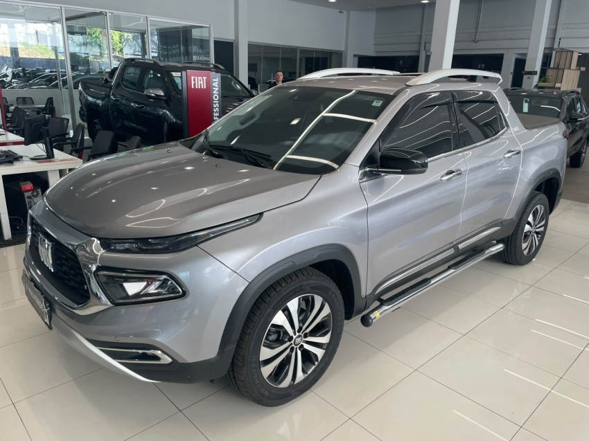 fiat toro 1.3 turbo 270 flex volcano at6 4p automatico 20252