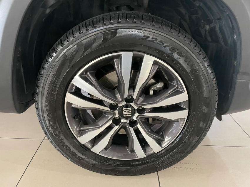 fiat toro 1.3 turbo 270 flex freedom at6 4p automatico 202410