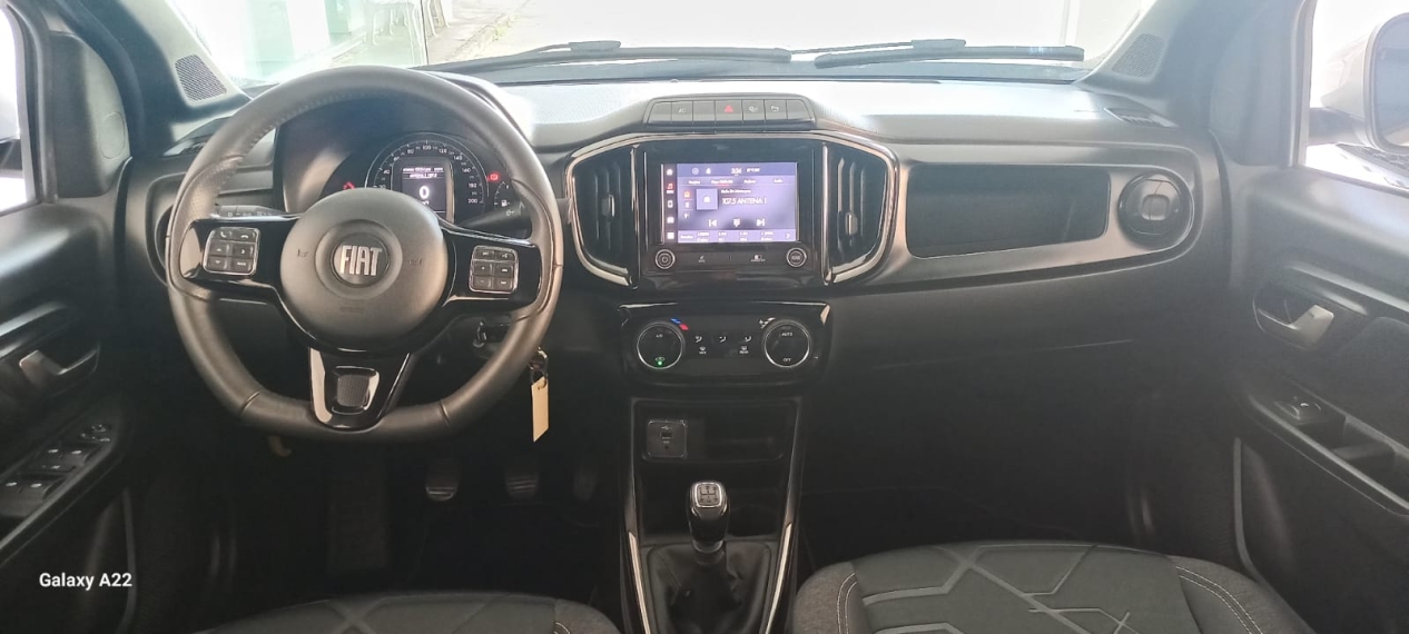 fiat strada 1.3 firefly flex volcano cd cvt 4p automatico 20236