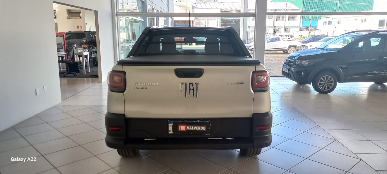 fiat strada 1.3 firefly flex volcano cd cvt 4p automatico 20234