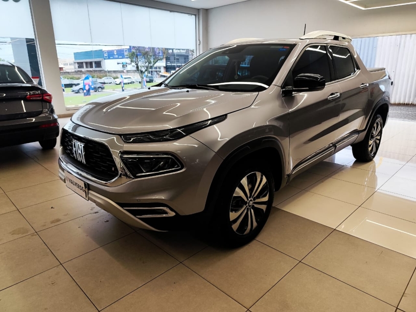 fiat toro 1.3 turbo 270 flex volcano at6 4p automatico 20252