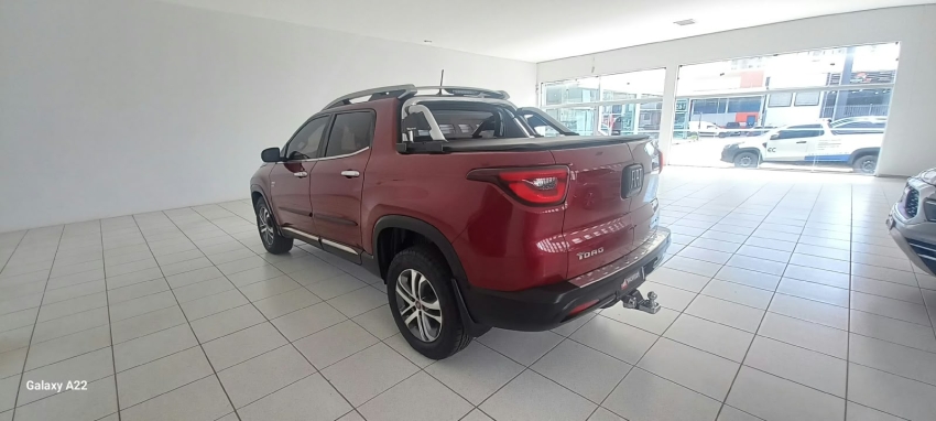 fiat toro 2.0 16v turbo diesel volcano 4wd at9 4p automatico 20175