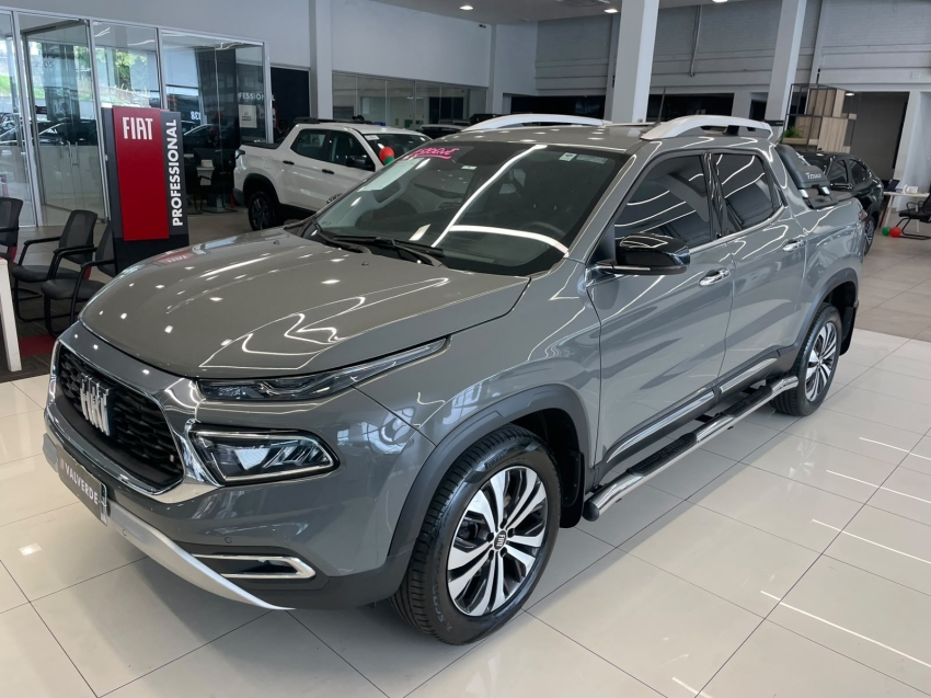 fiat toro 1.3 turbo 270 flex volcano at6 4p automatico 20252
