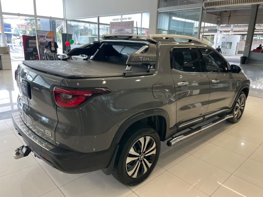 fiat toro 1.3 turbo 270 flex volcano at6 4p automatico 20255