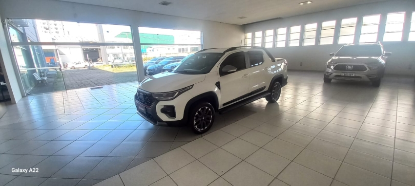 fiat strada 1.0 turbo 200 flex ultra cd cvt 4p automatico 20242