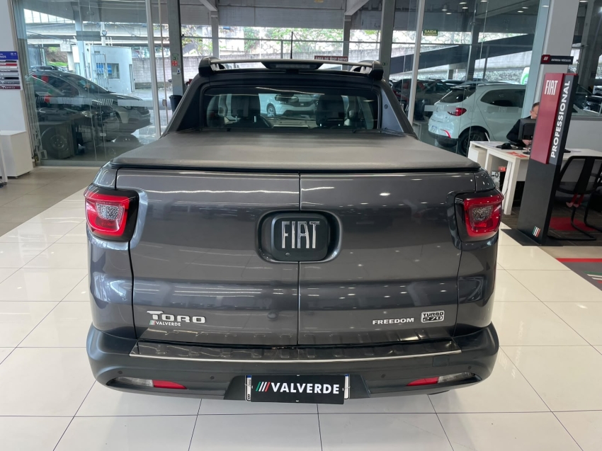 fiat toro 1.3 turbo 270 flex freedom at6 4p automatico 20234