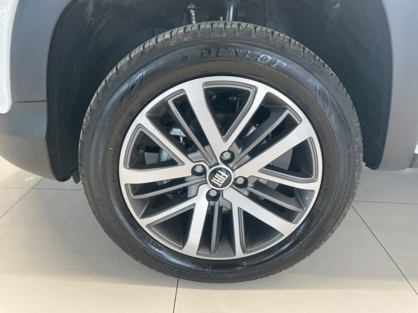 fiat strada 1.3 firefly flex volcano cd cvt 4p automatico 202611