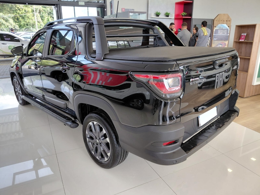 fiat strada 1.0 turbo 200 flex ultra cd cvt 4p automatico 20253