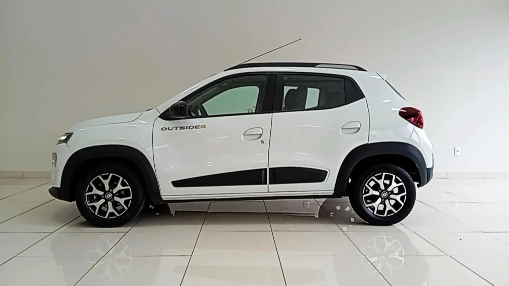 renault kwid 1.0 12v sce flex outsider manual 4p 2023 renault kwid 1.0 12v sce flex outsider manual 4p 2023