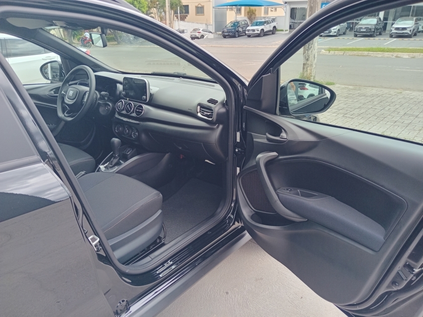 fiat argo trekking 1.3 flex at fiat argo trekking 1.3 flex at
