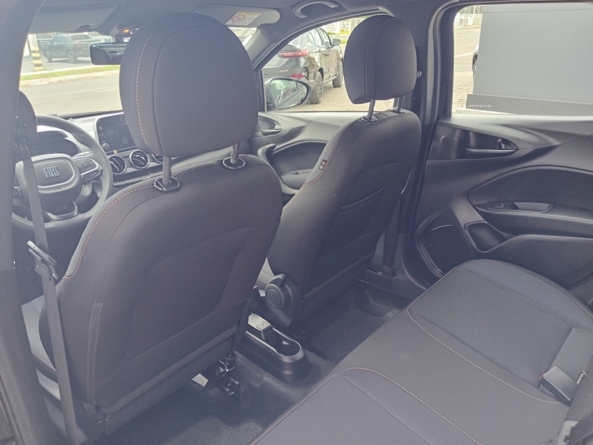 fiat argo trekking 1.3 flex at fiat argo trekking 1.3 flex at