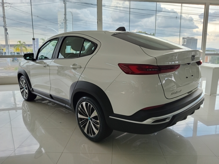 fiat fastback audace 1.0t 200 hybrid at fiat fastback audace 1.0t 200 hybrid at