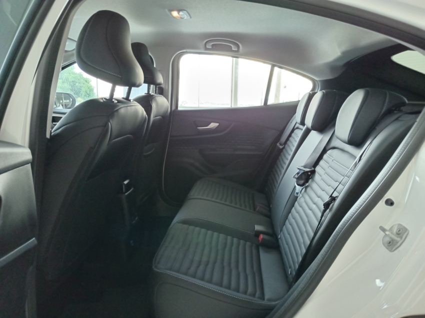 fiat fastback audace 1.0t 200 hybrid at fiat fastback audace 1.0t 200 hybrid at