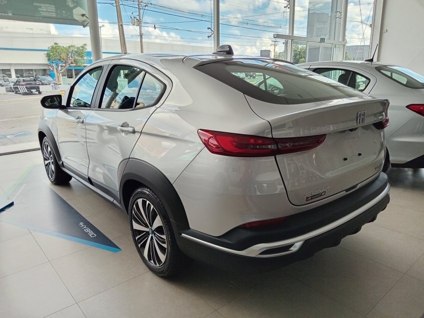 fiat fastback audace 1.0t 200 hybrid at fiat fastback audace 1.0t 200 hybrid at