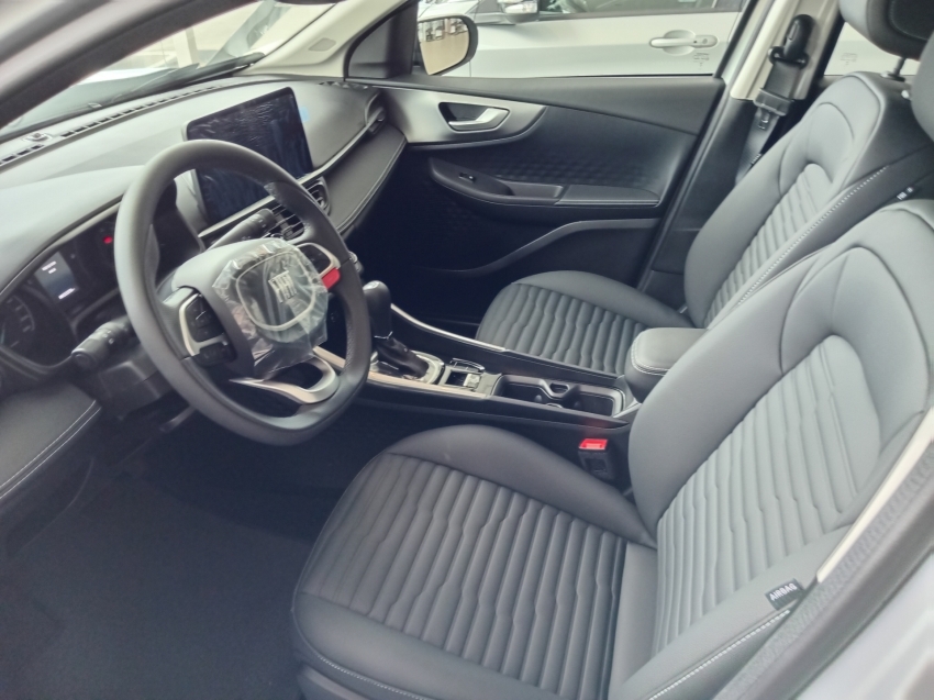 fiat fastback audace 1.0t 200 hybrid at fiat fastback audace 1.0t 200 hybrid at