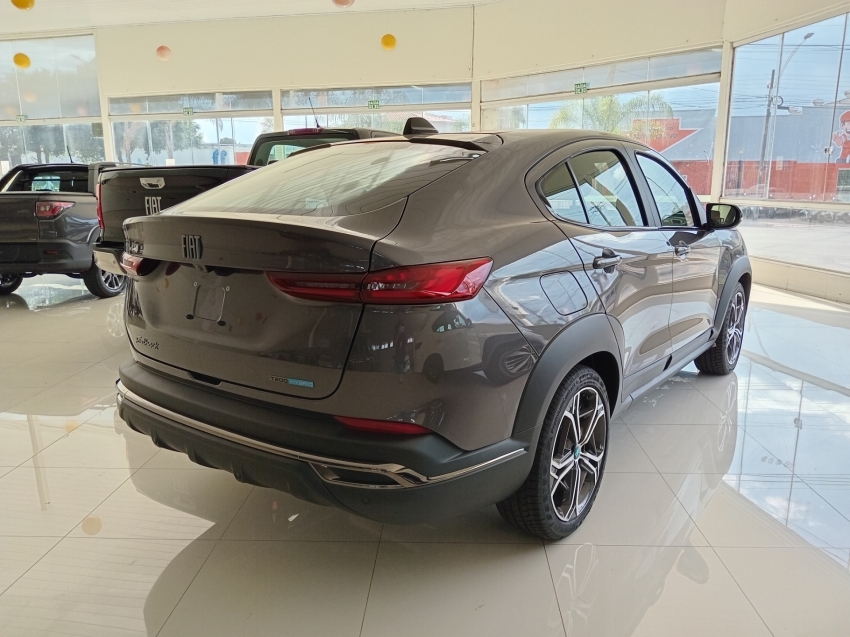 fiat fastback impetus 1.0t 200 hybrid at fiat fastback impetus 1.0t 200 hybrid at