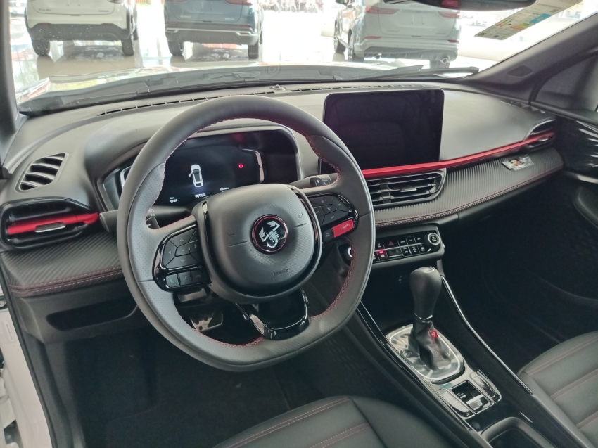 fastback abarth 1.3t 270 flex at fastback abarth 1.3t 270 flex at