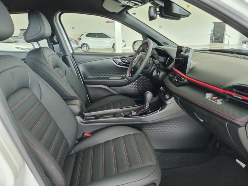 fastback abarth 1.3t 270 flex at fastback abarth 1.3t 270 flex at