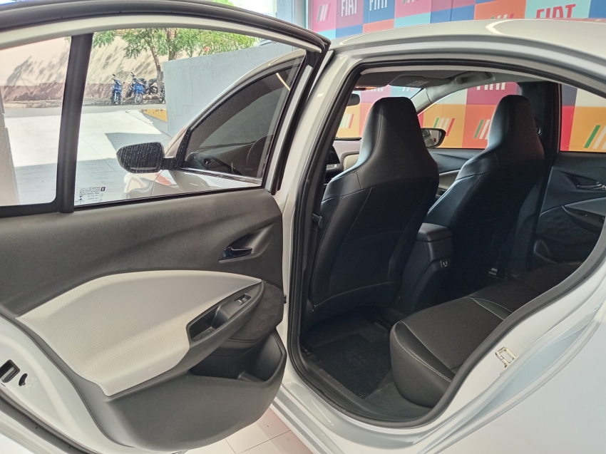 onix sedan plus premium 1.0t flex at