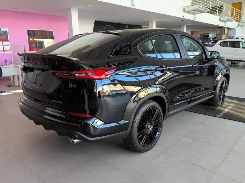 fastback abarth 1.3 turbo 270 flex at fastback abarth 1.3 turbo 270 flex at