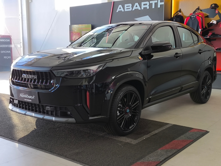 fastback abarth 1.3 turbo 270 flex at fastback abarth 1.3 turbo 270 flex at