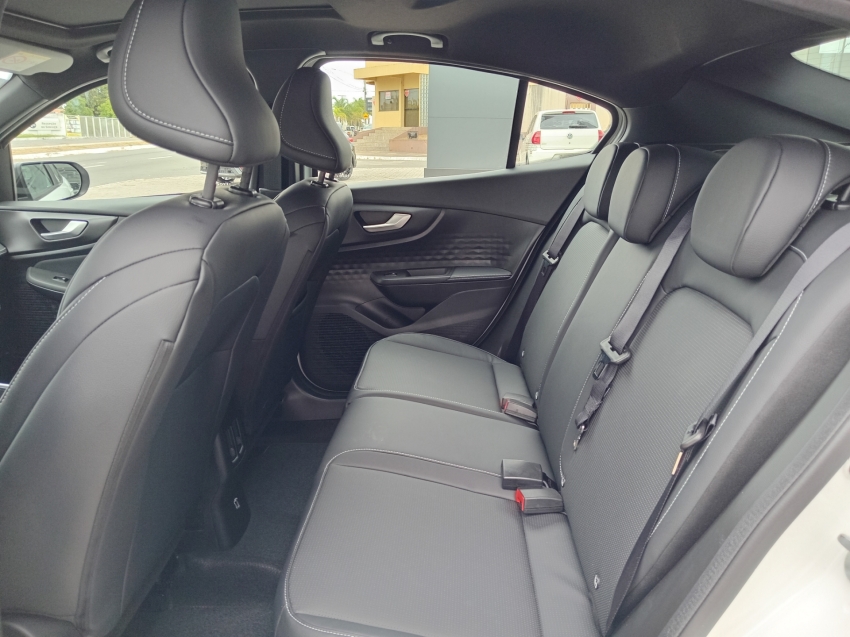 fastback impetus 1.0t 200 hybrid at14