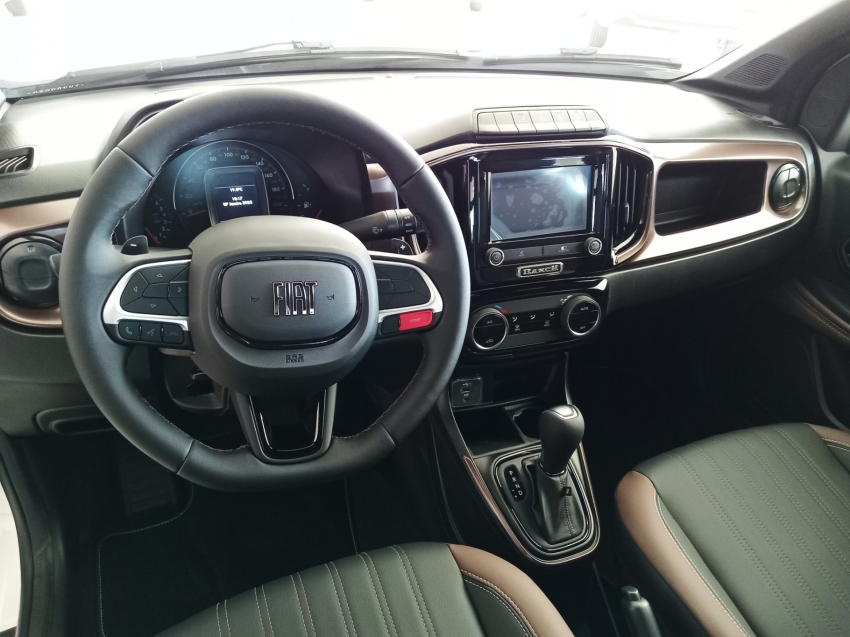 strada ranch cd 1.0t 200 flex at8