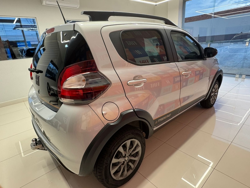 fiat mobi 1.0 firefly flex trekking manual 4p 20254