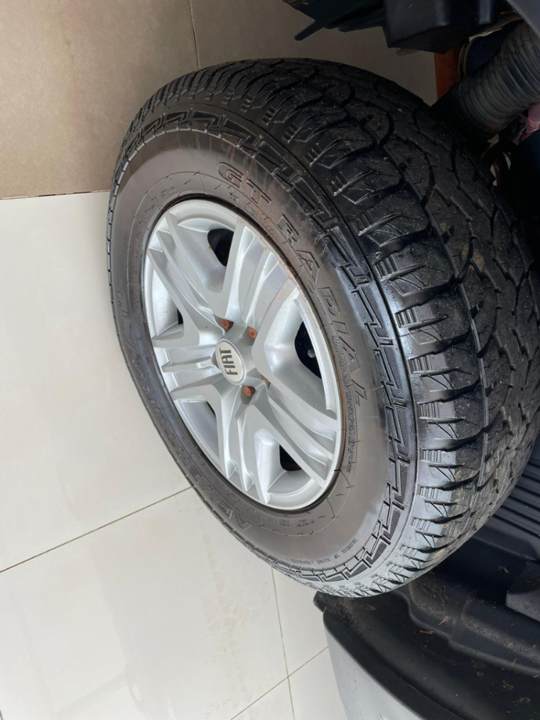 fiat toro 2.0 16v turbo diesel endurance 4wd at9 4p automatico 202211