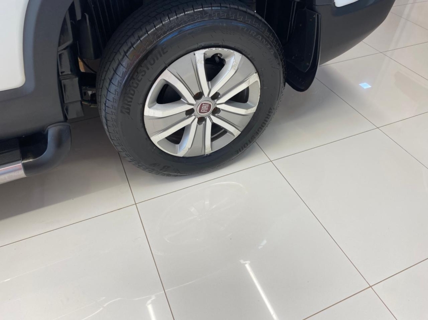 fiat toro 1.8 16v evo flex freedom at6 4p automatico 201912