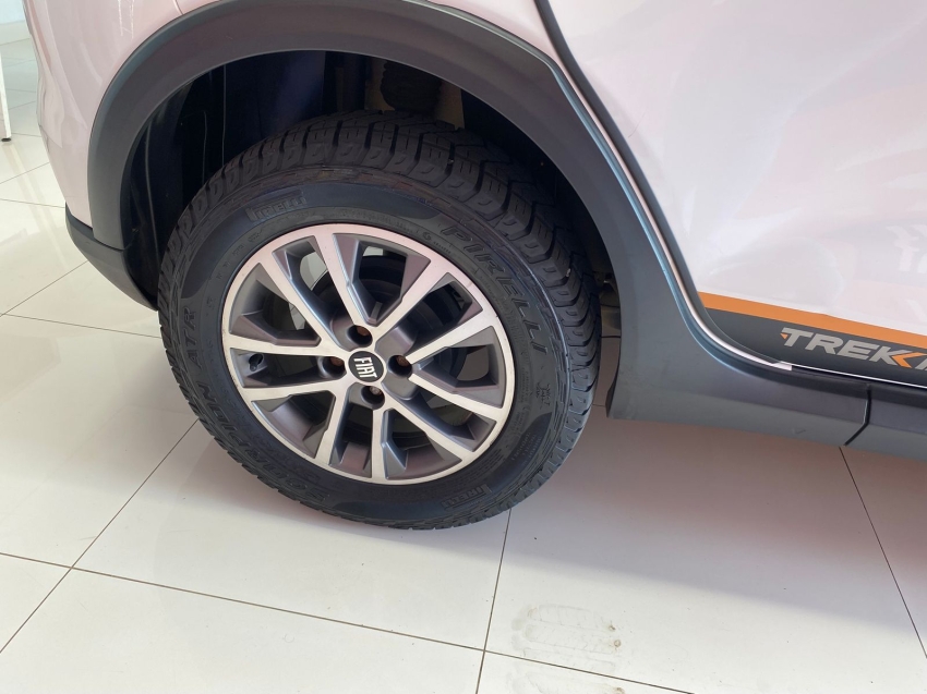 fiat argo 1.3 firefly flex trekking cvt 4p automatico 202416