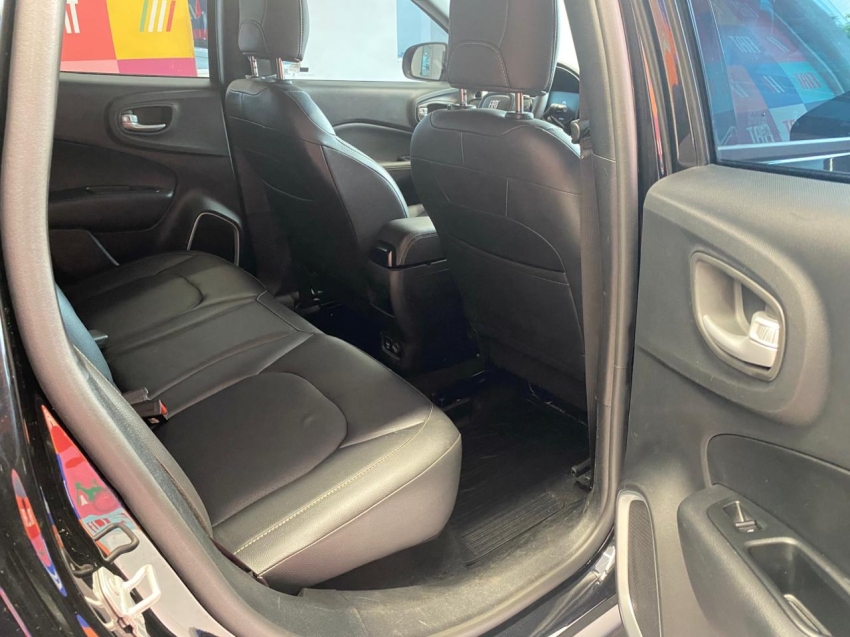 fiat toro 1.3 turbo 270 flex volcano at6 4p automatico 202510