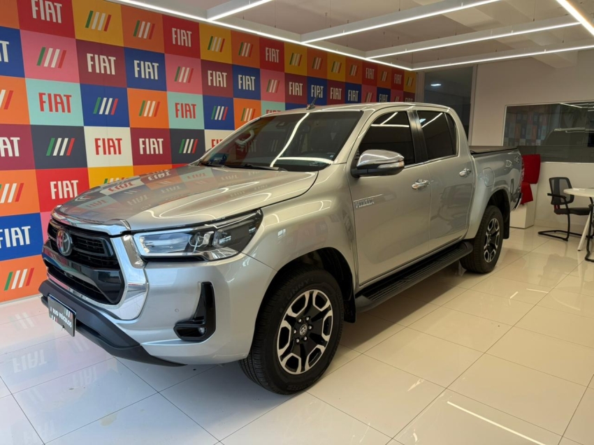 toyota hilux 2.8 d-4d turbo diesel cd srx 4x4 automatico 4p 20222