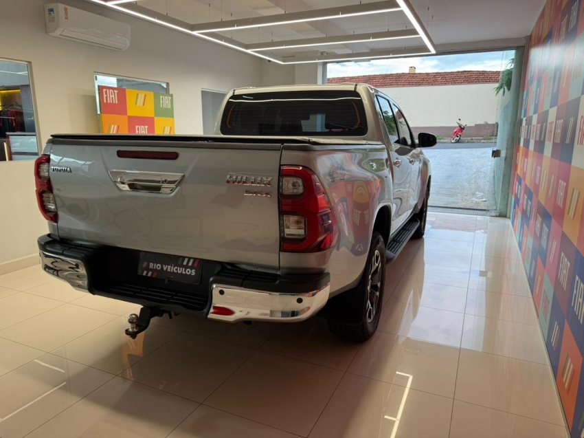 toyota hilux 2.8 d-4d turbo diesel cd srx 4x4 automatico 4p 20225