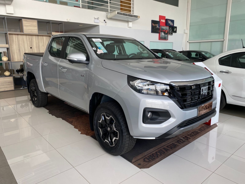 fiat titano 2.2 turbo diesel volcano 4x4 at8 4p automatico 2026