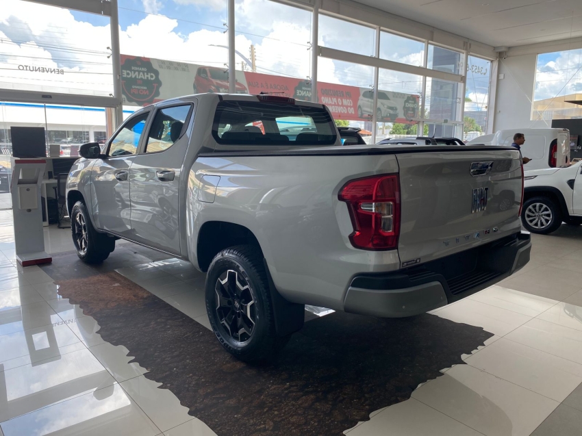 fiat titano 2.2 turbo diesel volcano 4x4 at8 4p automatico 20263