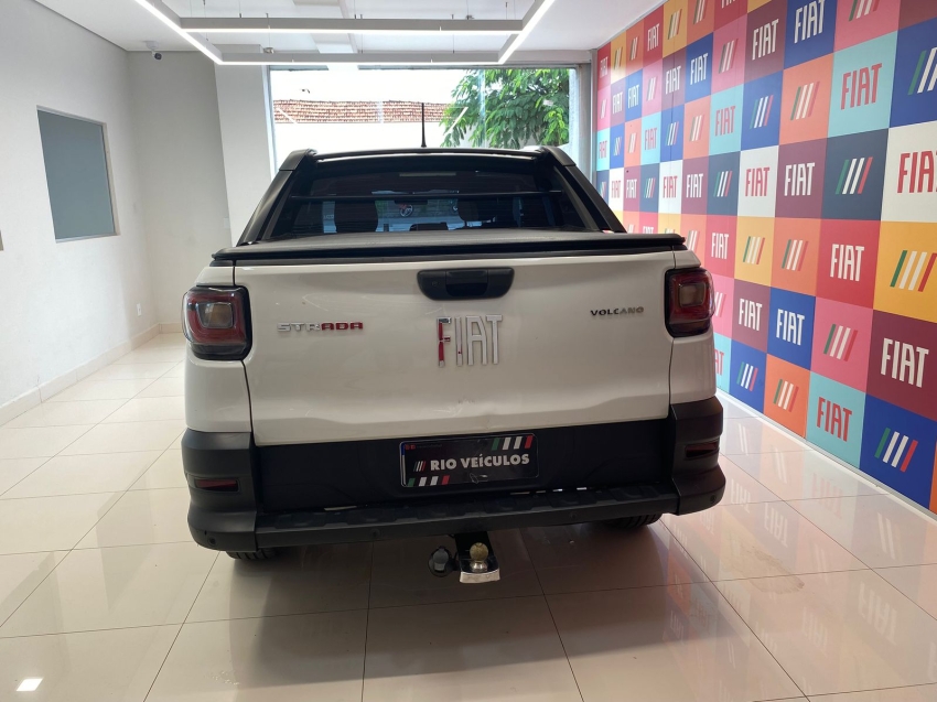 fiat strada 1.3 firefly flex volcano cd cvt 4p automatico 20234